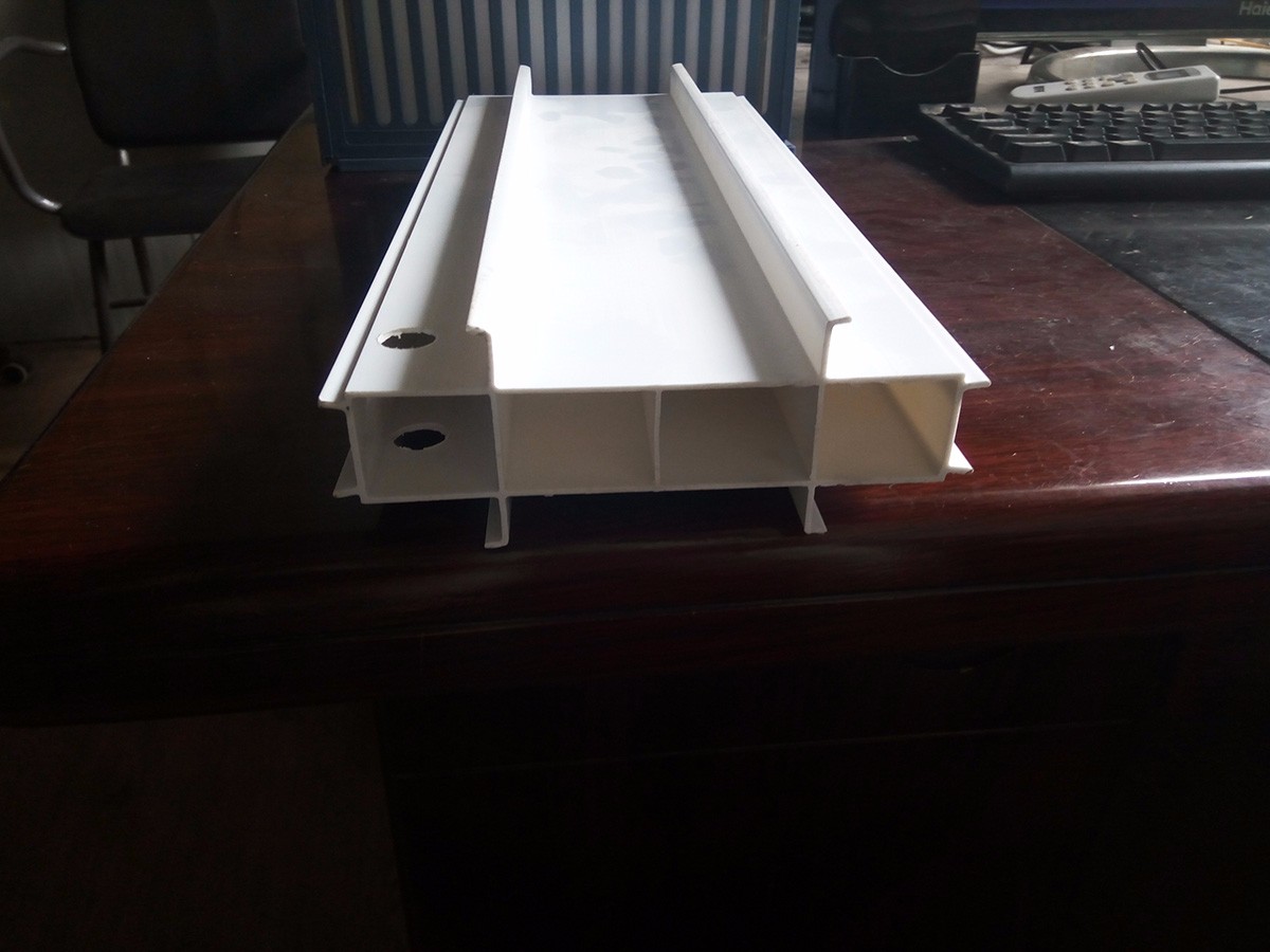 南昌立面拉缝板 (1)150MM宽拉缝板